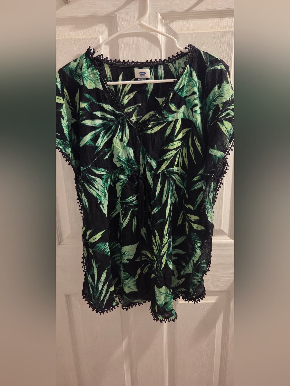 Women’s Black Tropical Leaf V-Neck Cover Up